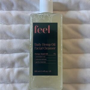 feel Daily H Oil Facial Cleanser